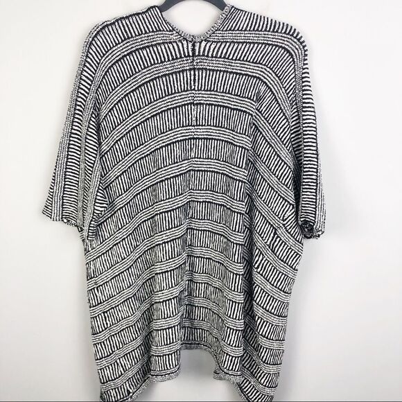 CHARMING CHARLIE | Kimono Style Cardigan Striped - Picture 8 of 8